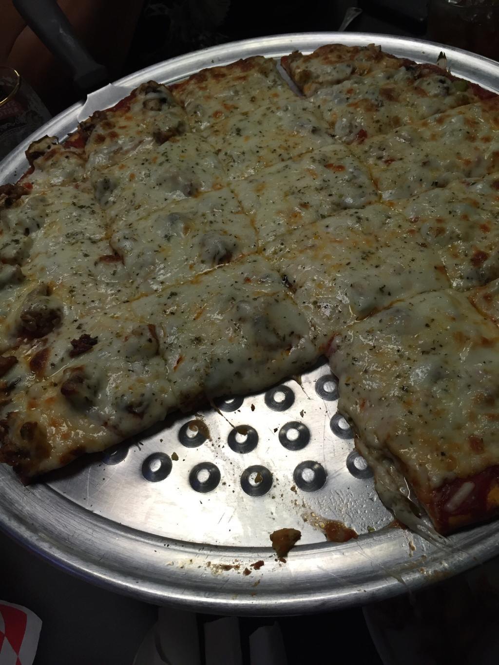 tony`s chicago style pizzeria